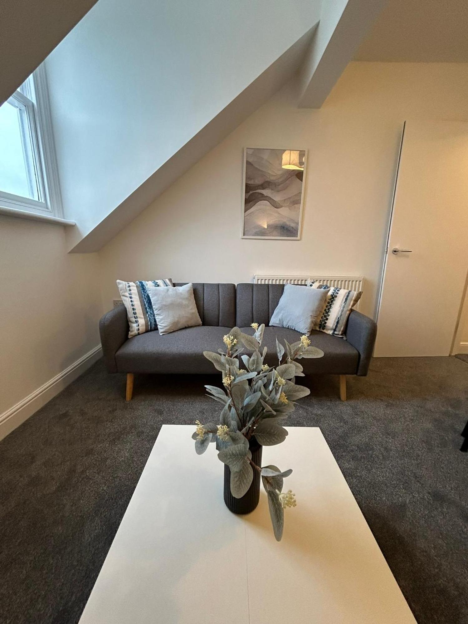 Brand New Modern Apartments Steps From Gloucester Quays Zewnętrze zdjęcie