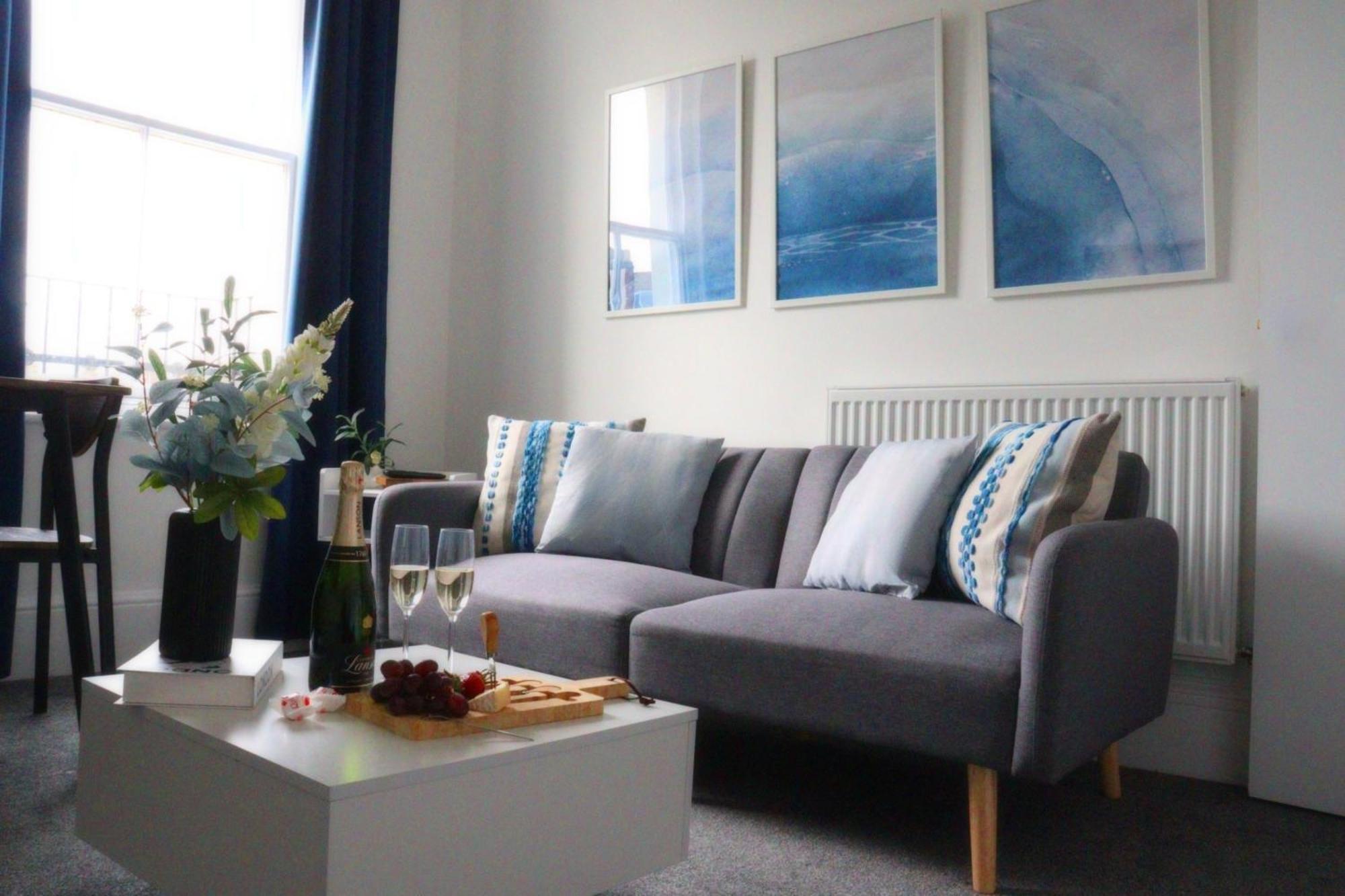 Brand New Modern Apartments Steps From Gloucester Quays Zewnętrze zdjęcie