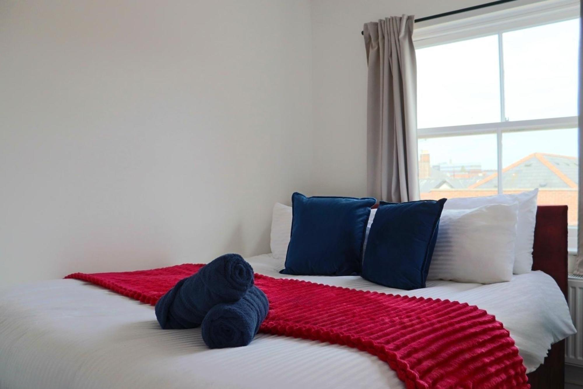 Brand New Modern Apartments Steps From Gloucester Quays Zewnętrze zdjęcie